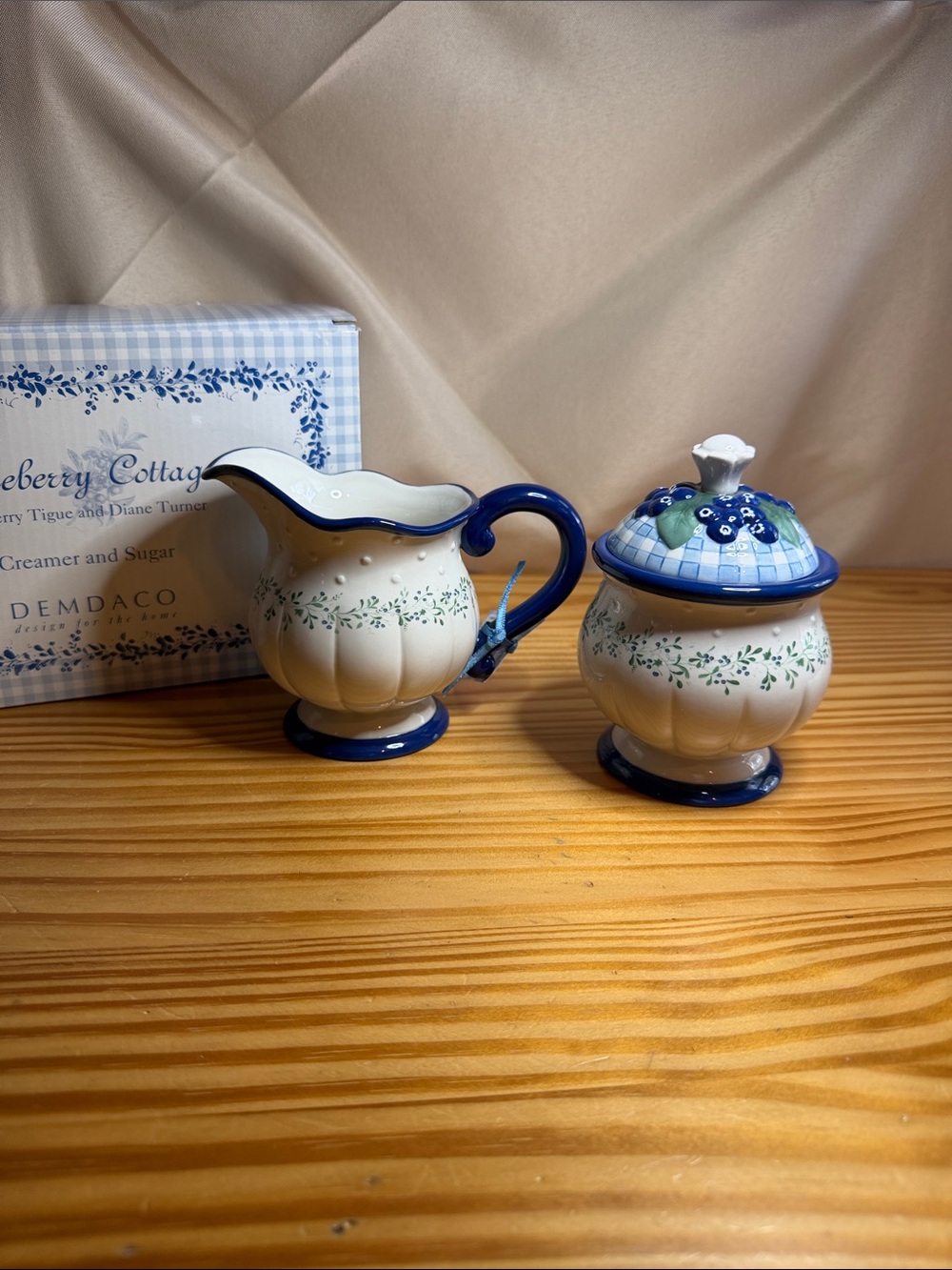 Demdaco Woodsong Blueberry Cottage Sugar and Creamer Set NIB